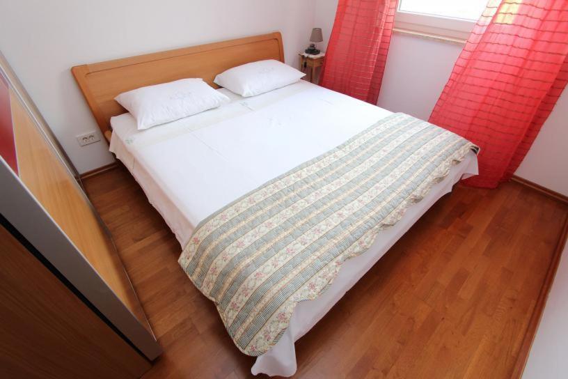 Apartment Alen Ровінь Екстер'єр фото